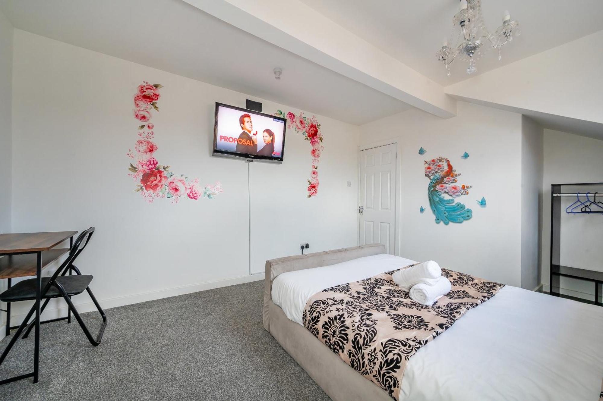 Quarto em Acomodações Particulares *ra60g* For Your Relaxed & Cosy + Free Parking + Free Fast Wifi *